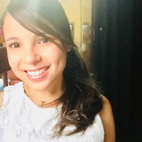 Anna Caroline Q. Soares