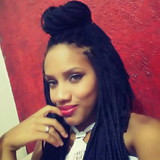 larissa oliveira santos