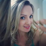 Ester Caroline Drosdoski