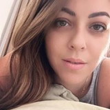 Tássia Elisa Perroni Taschner