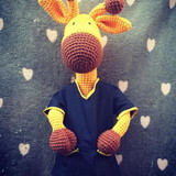 Dona Girafa Aventais