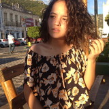 Jade Ellen Reis Araújo