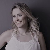 Ana Paula Arnau Escosteguy