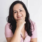 Claudinéia Santana dos Santos