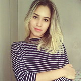 Juliana dos  Santos Resende