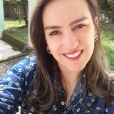 Cíntia Santiago Worm de Oliveira