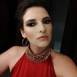 Ana Clï¿½udia Fernandes