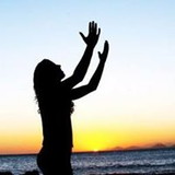 JANINE NOIA VASCONCELOS