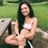 Ana Beatriz Oliveira