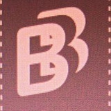 JULIANE FATIMA PIERUG