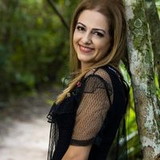 Andréa Zavariz de Lara