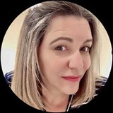 Luciana Beatriz Alves