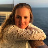 Mirella Diniz Junqueira