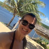 Ana Claudia Loureiro