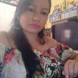 Michele Tavares DE Oliveira