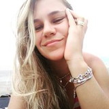 Adriana Dernichanian