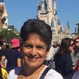 Maria Claudia Teixeira