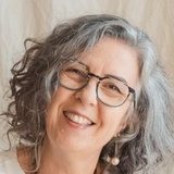 Maria Elisabete Farias Ferreira