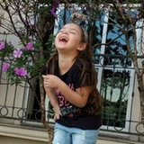 Emanuelle Luciano de Souza Ladeira