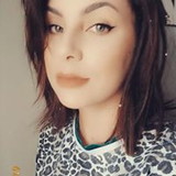 Patricia Vieira finger