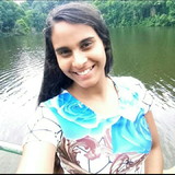 Larissa Viana Medeiros