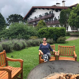 Cláudia A A Corrêa