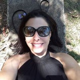 Adri Marques Camargo