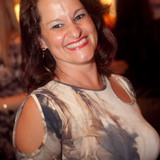 Simone Cristina Sierra Longo Elias