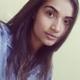 Laura Caroline Capuchinho