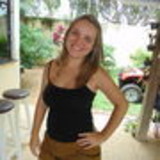 Paula Fernandes Lobo