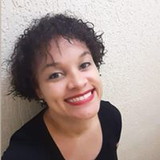 Fabi Calazans Machado