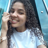 Lívia Policarpo de Azevedo