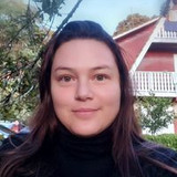 Luana V. C. Camargo.