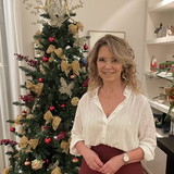 Anelise Vasconcellos De Lucena