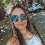 ANA CAROLINA MARQUES MOREIRA