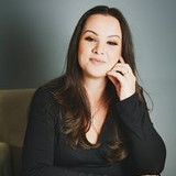 Karina Simone Pereti Sales