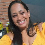 Carla Renata Oliveira