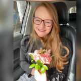 Nadia P de  Melo Santiago 