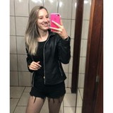 Larissa PADUA DE OLIVEIRA