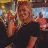 Monique Caroline de Lima